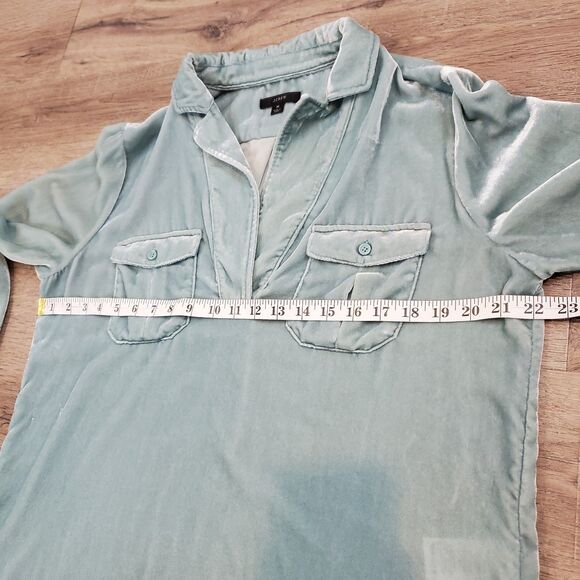 J.Crew Velvet Long Sleeve Shirt Patch Pocket Popover Light Green M Fairy Preppy - Picture 6 of 11